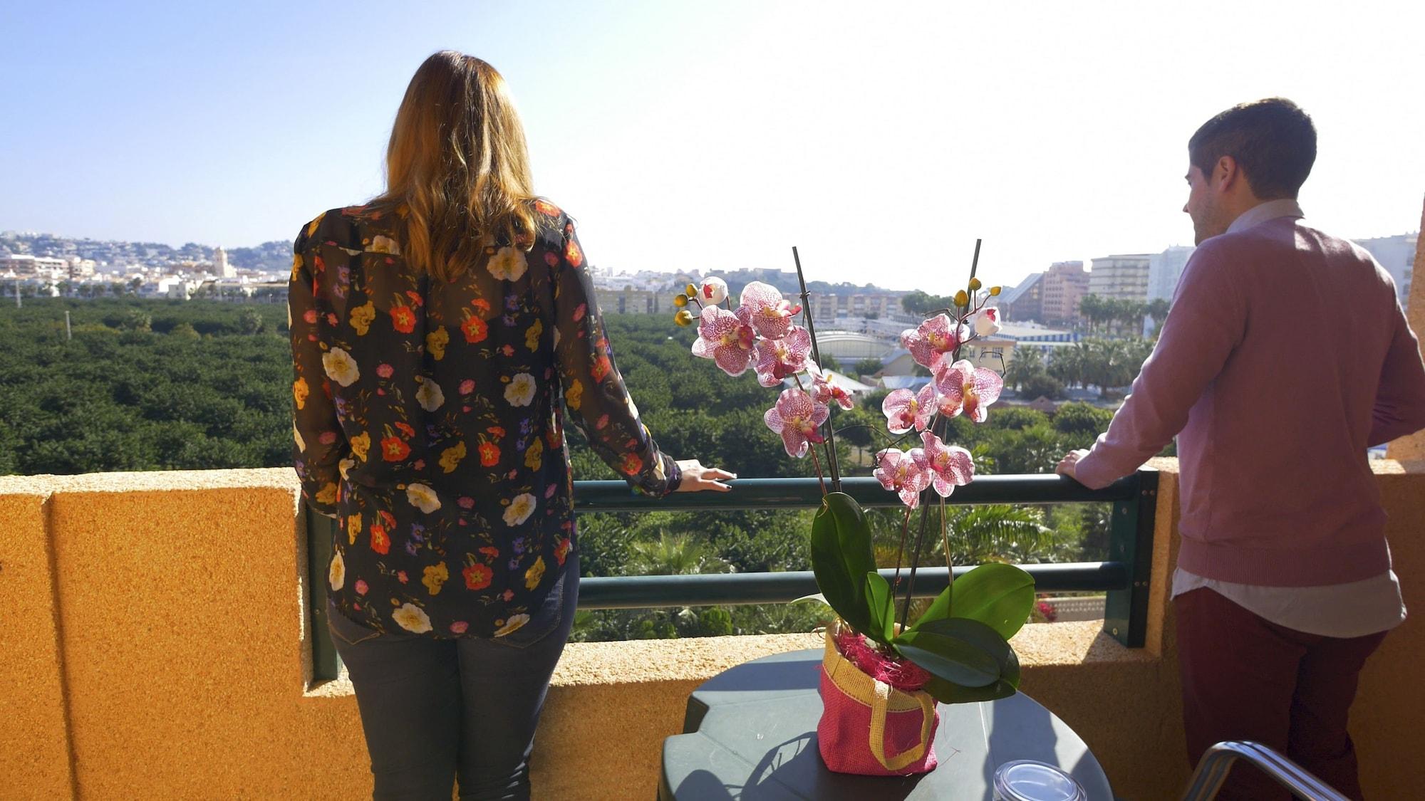 Victoria Playa Hotel 4*