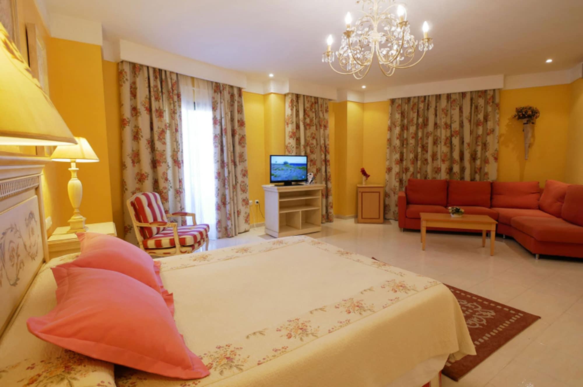Hotel Victoria Playa 4*