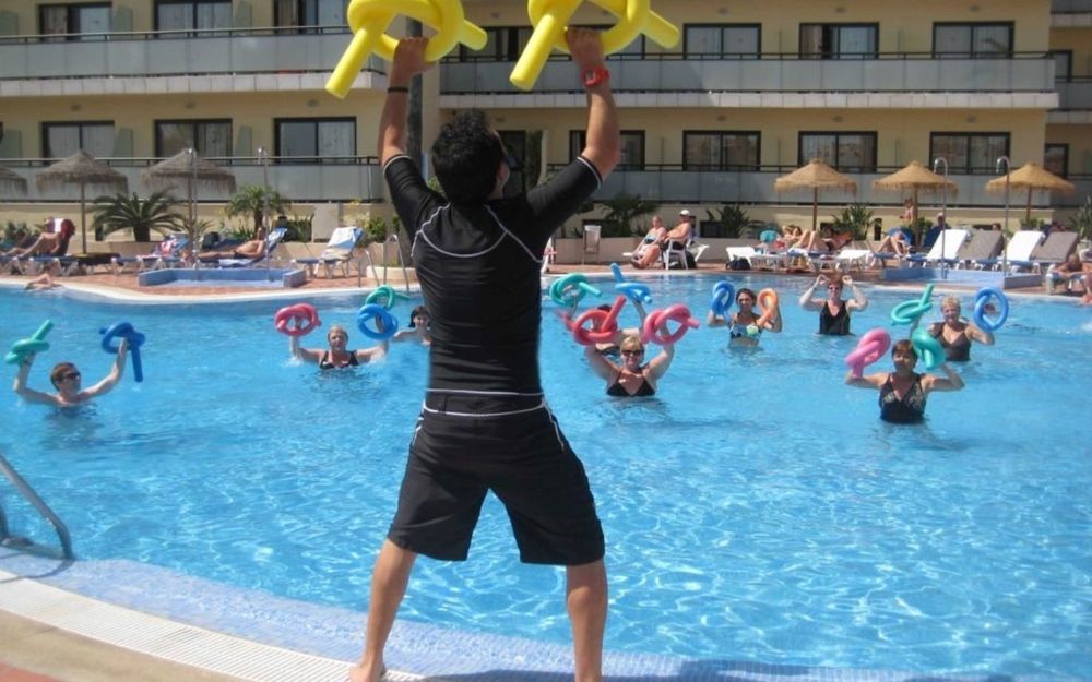Victoria Playa Hotel 4*